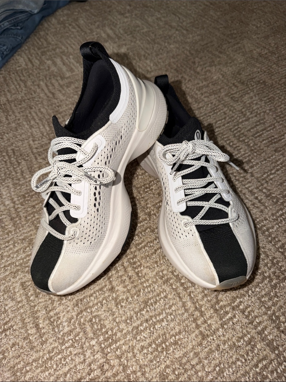 Lululemon Chargefeel 3 Workout shoe
